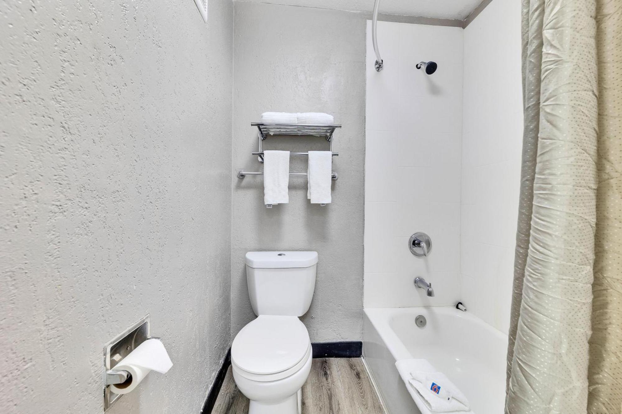 Motel 6-Austin, Tx - Airport - South Exterior photo